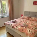 Ana Malinska Island Krk فانتاسيسي