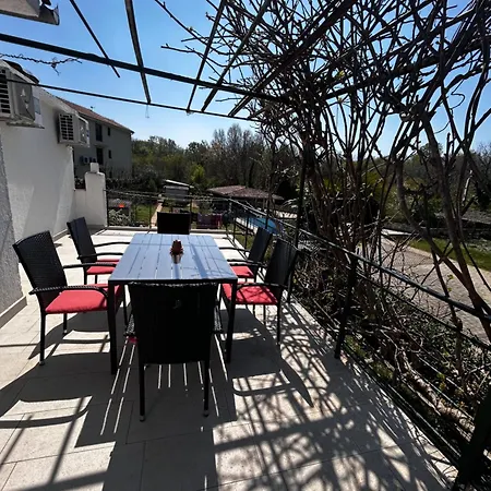 Apartment Ana Malinska Island Krk Vantacici