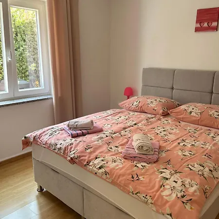 Ana Malinska Island Krk Vantacici